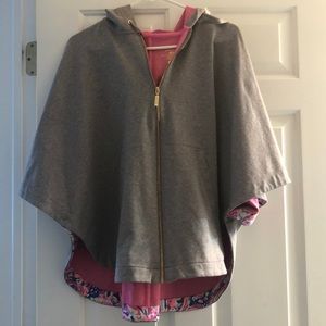 Lilly Pulitzer hooded wrap/poncho with gold zipper -Luxletic - size is XS/S.